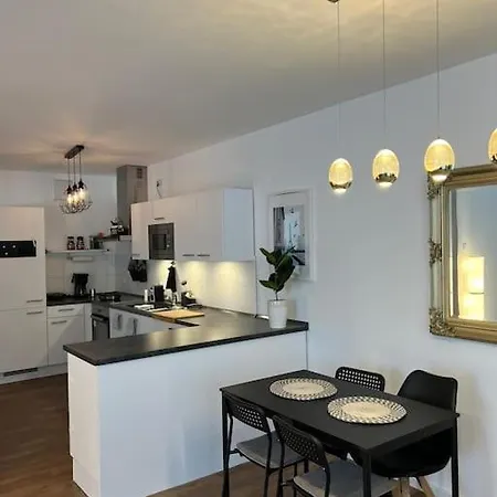 Moderne Mit 4 Betten Διαμέρισμα *