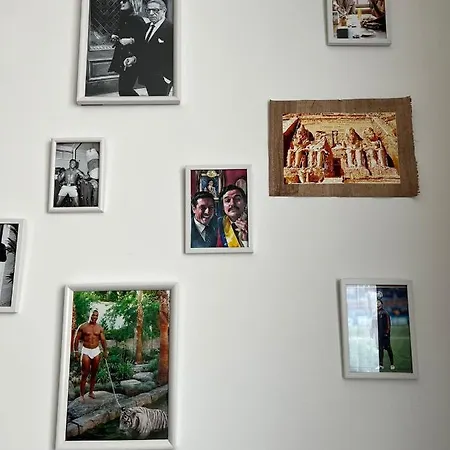 Moderne Mit 4 Betten * בוכום